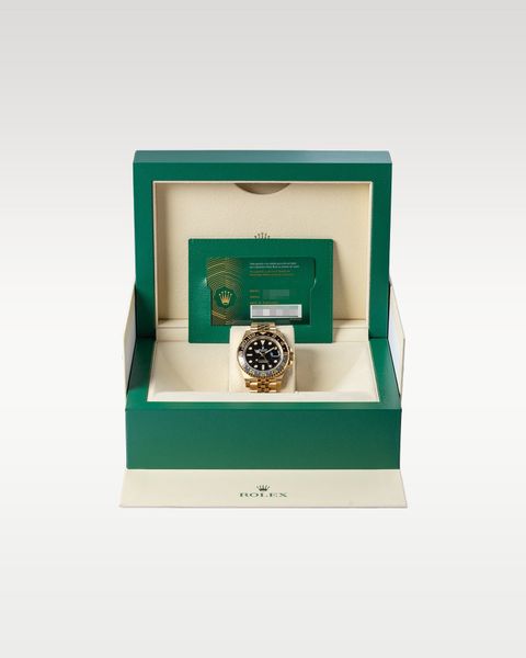 Rolex GMT Master II 126718 GRNR